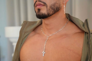 Raúl Lariat