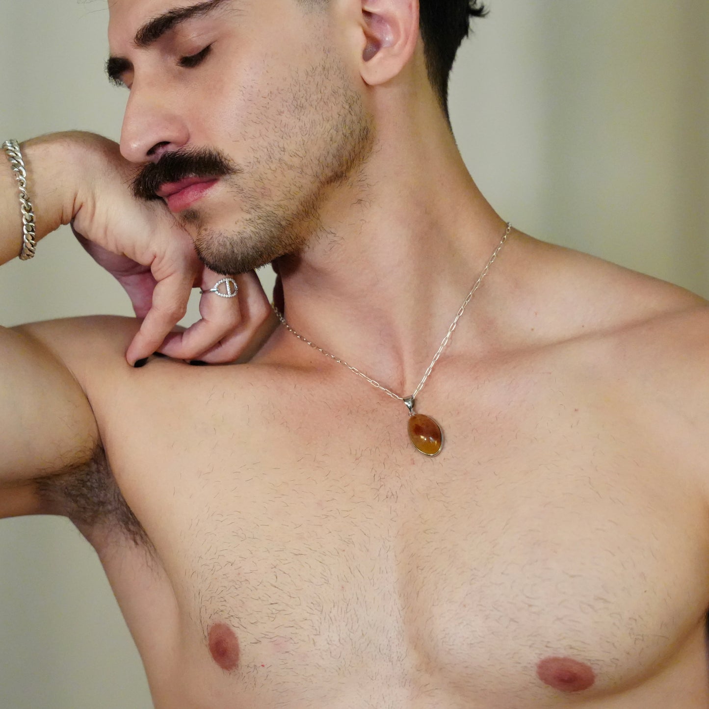 Agate Necklace (Oval)