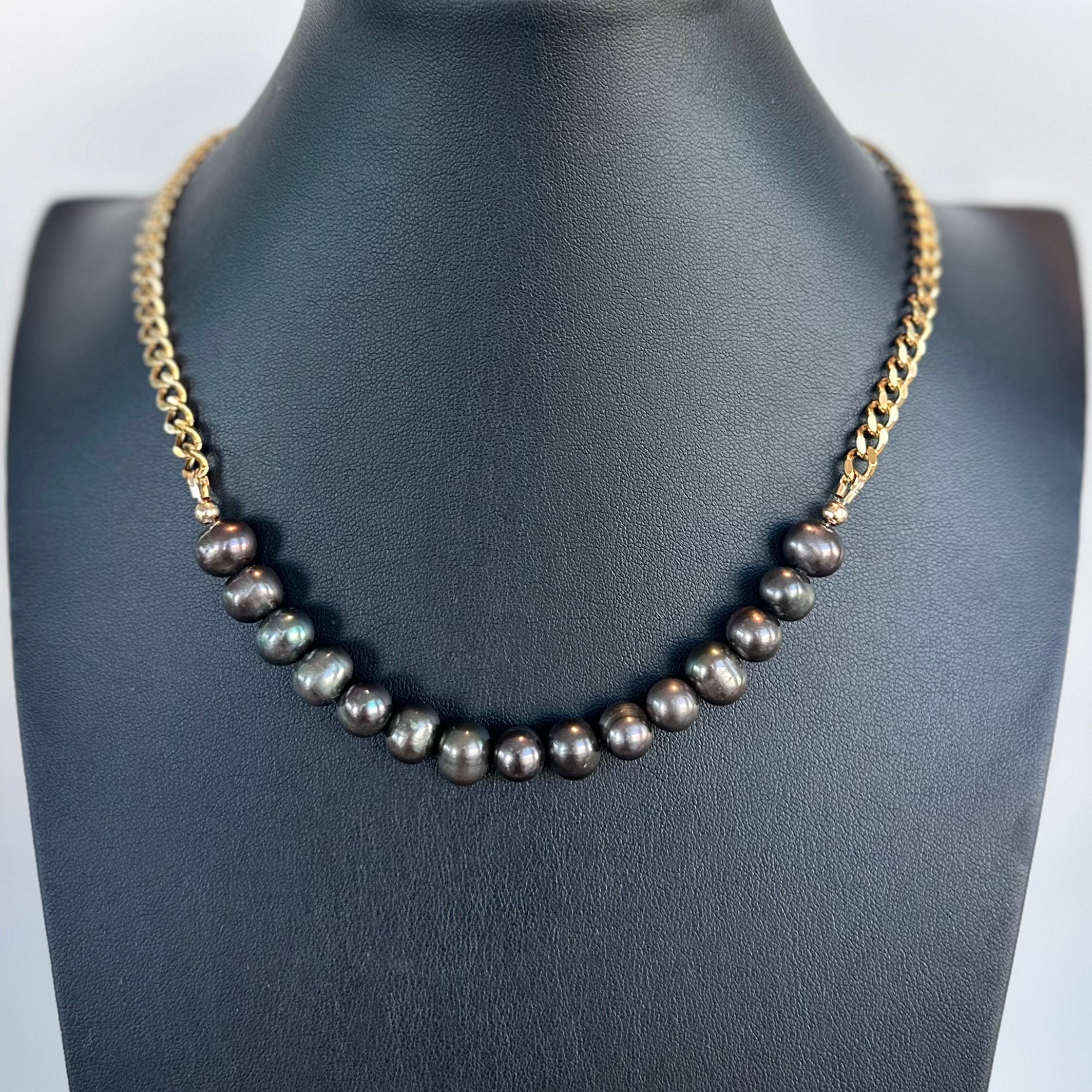 Curb Pearl Choker or Double Wrap